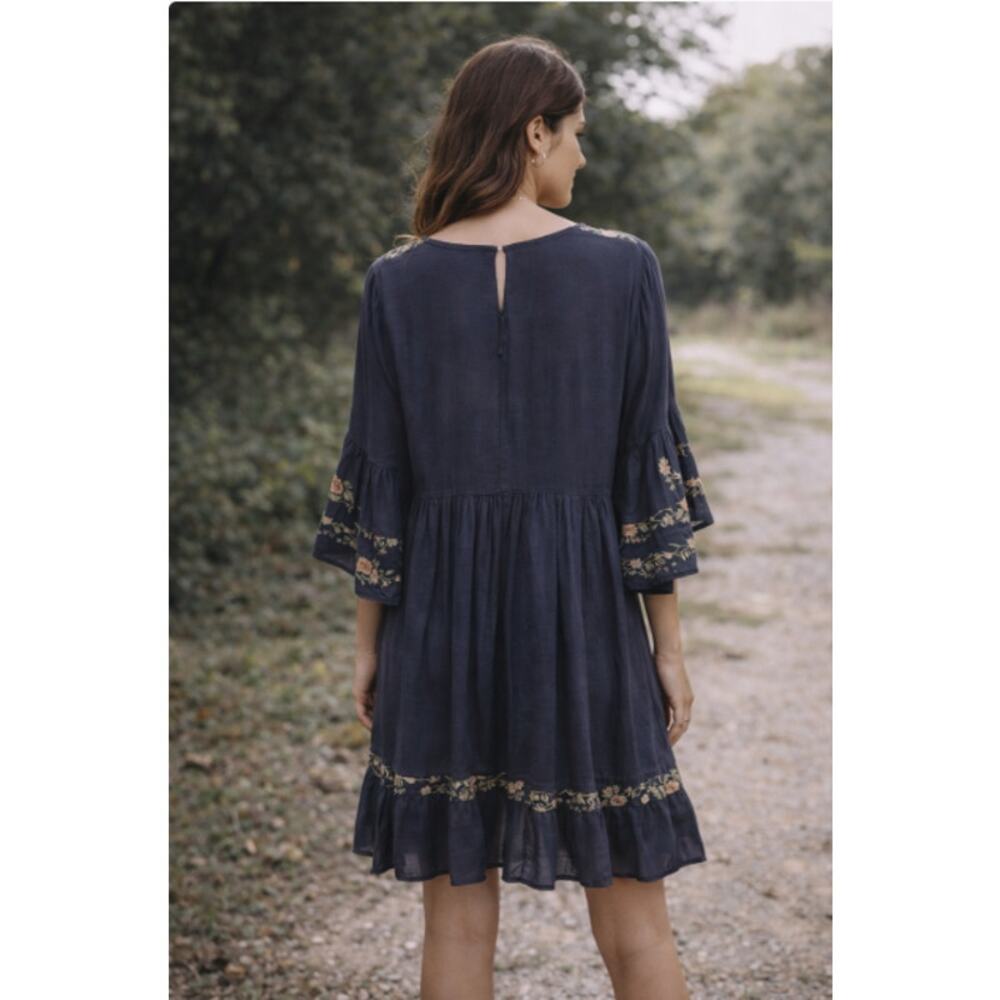 UMGEE Boho Bliss Floral Womens M Embroidered Waterfall Bell Sleeve Tunic Dress - Picture 3 of 12